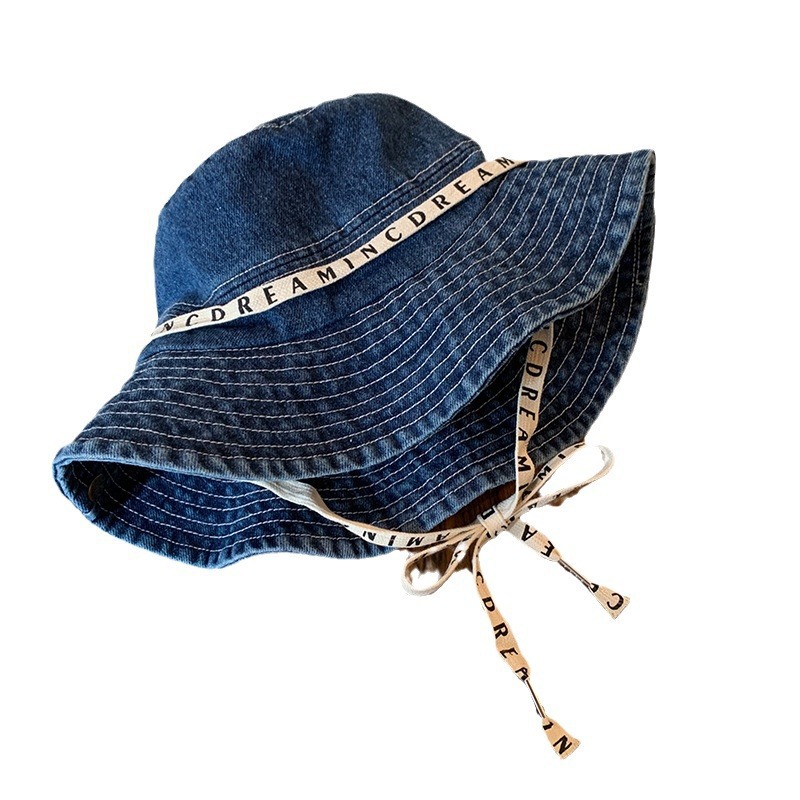 バケットハット 英字ロゴテープ付き紐付きデニム風バケットハット