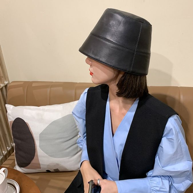 バケットハット 艶やか本革バケットハット