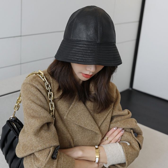 バケットハット 上質なめらか本革バケットハット