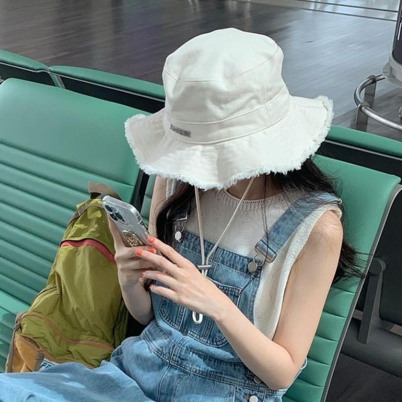 バケットハット 風を感じる旅人の帽子