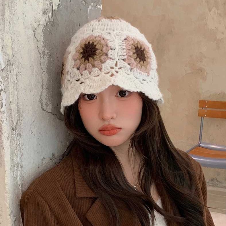 バケットハット 花模様のかぎ針編みバケットハット