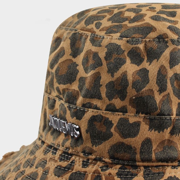 バケットハット 日焼け防止 フリンジ縁 ロゴ入り 紐付きバケットハット