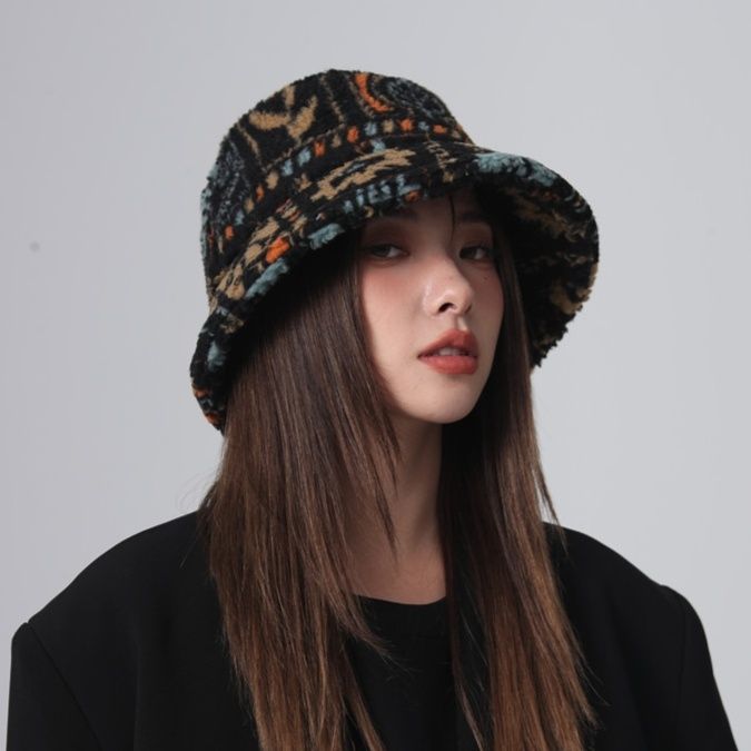 バケットハット 民族風刺繍柄ふわふわファーバケットハット