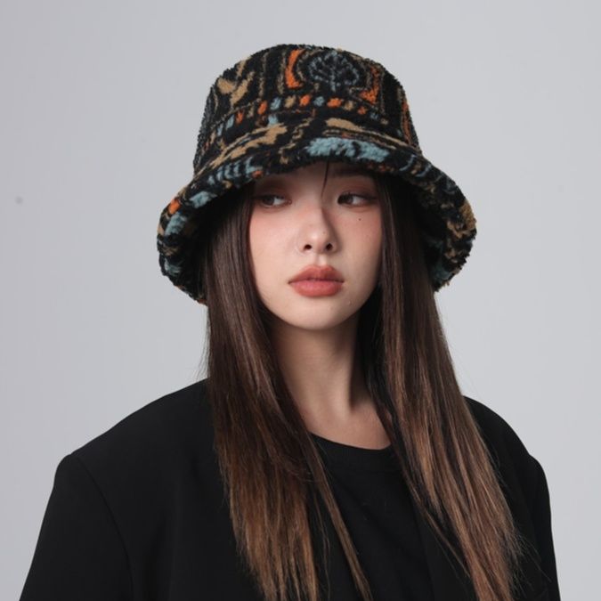 バケットハット 民族風刺繍柄ふわふわファーバケットハット