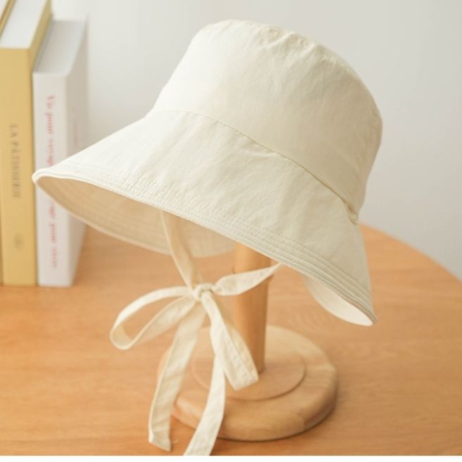 やわらか素材 あご紐付きバケットハット