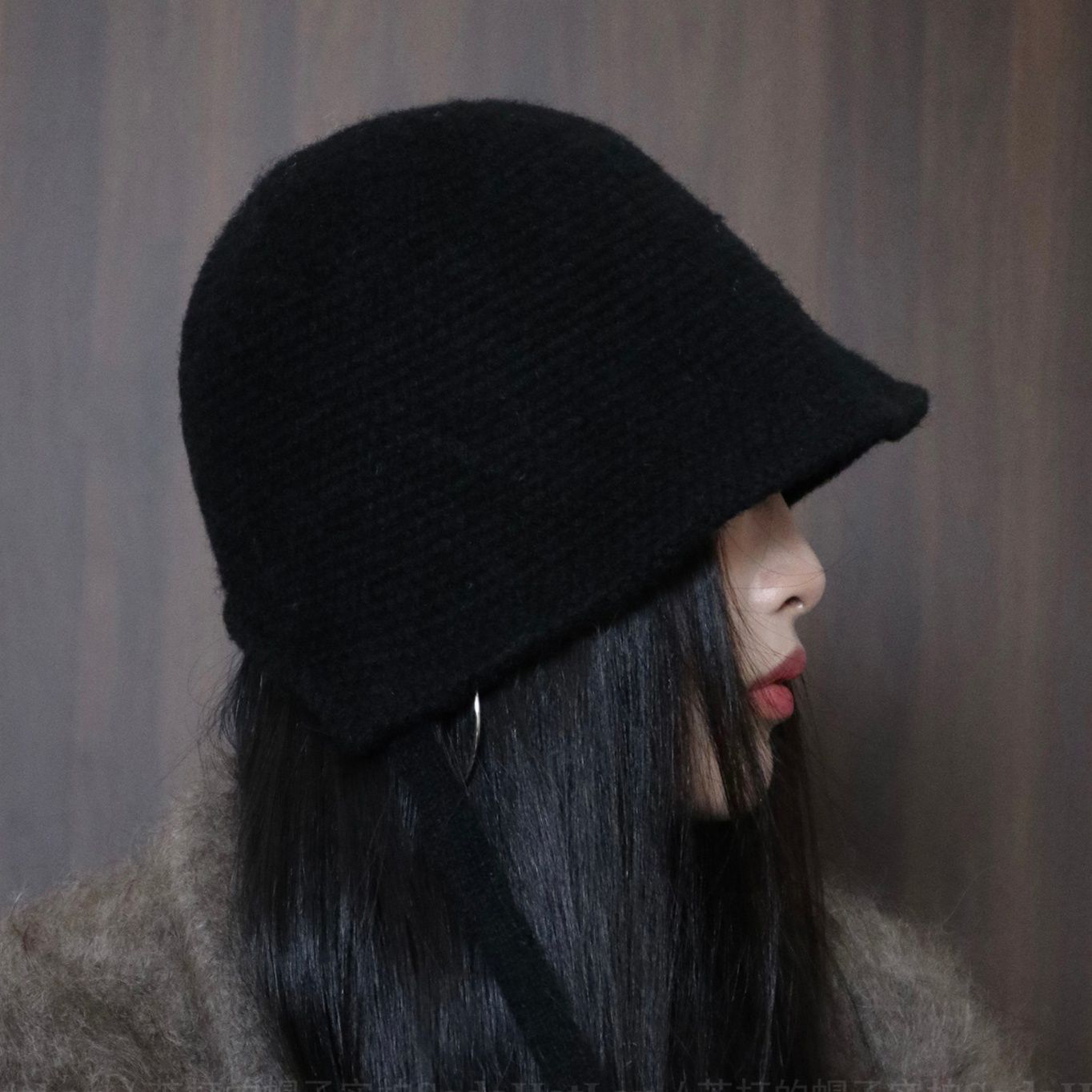 バケットハット 手編み風バケットハット紐付きあご紐デザイン