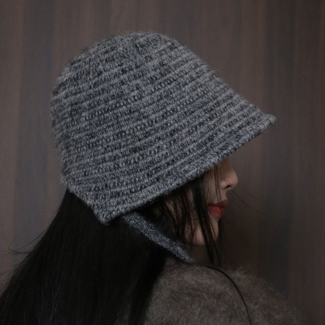 バケットハット 手編み風バケットハット紐付きあご紐デザイン