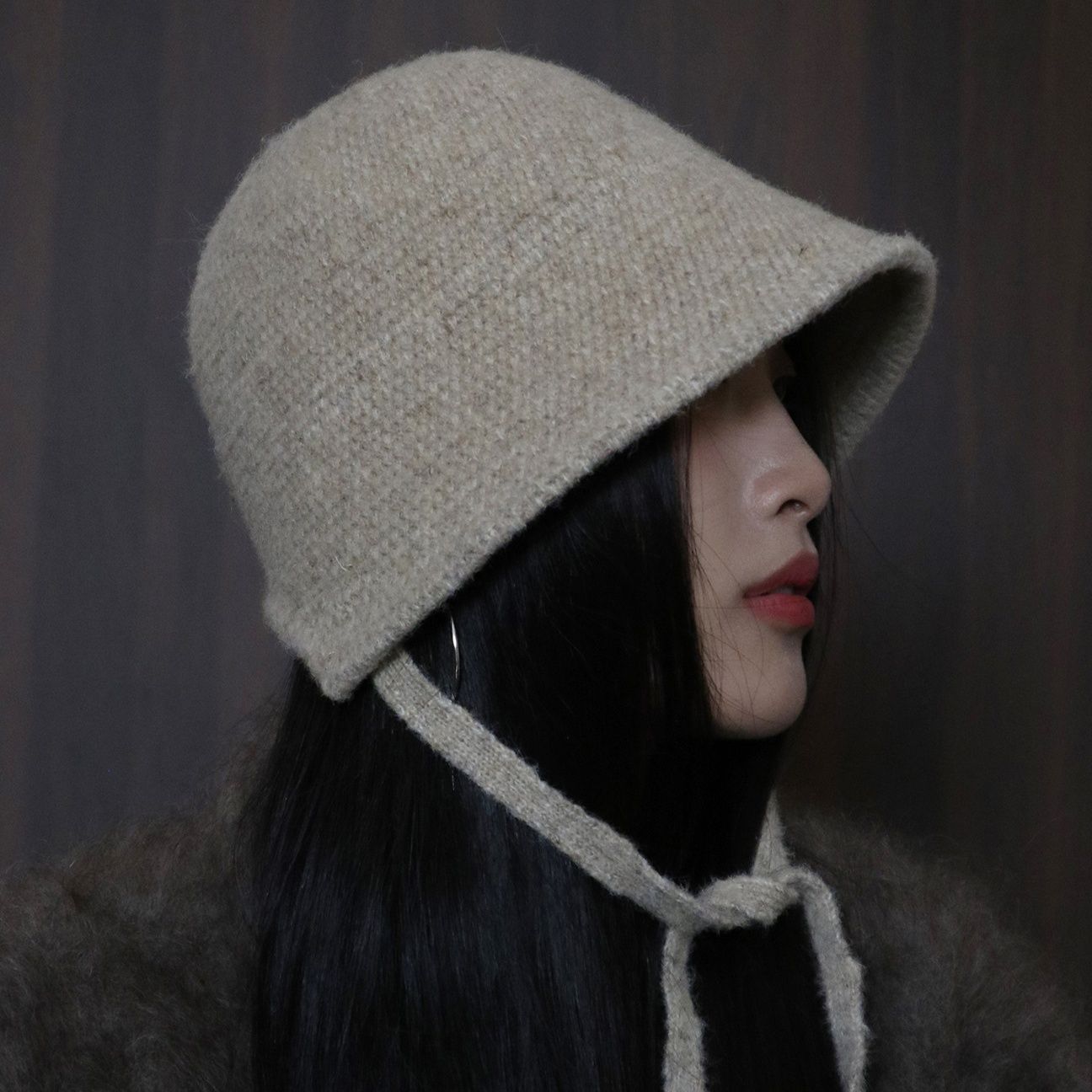 バケットハット 手編み風バケットハット紐付きあご紐デザイン