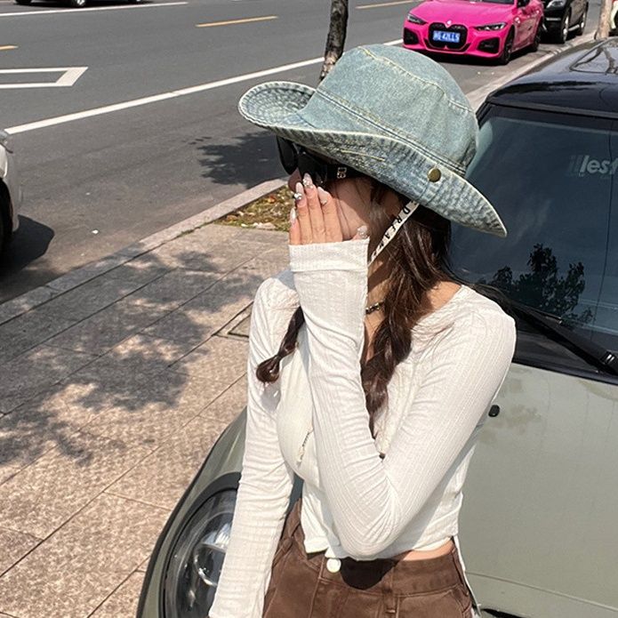 バケットハット 英字ロゴテープ付き紐付きデニム風バケットハット