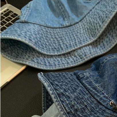 バケットハット ヴィンテージ風デニム生地のつば広バケットハット