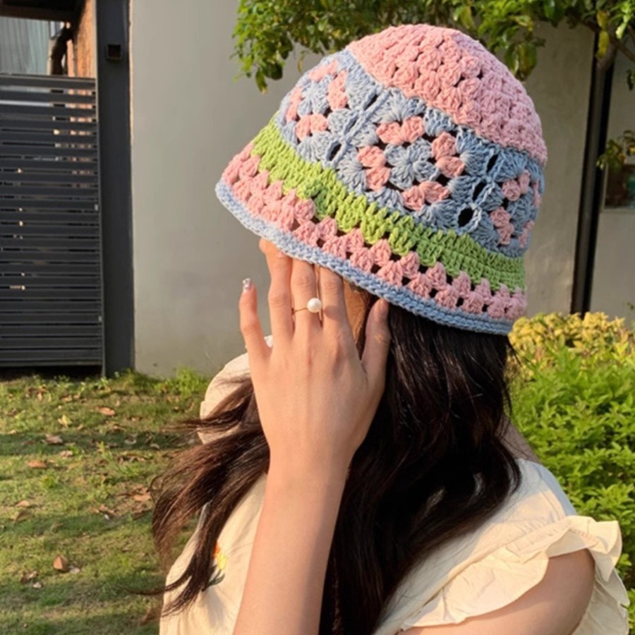 バケットハット 花モチーフ かぎ編みのクロシェ 透かし編みバケットハット