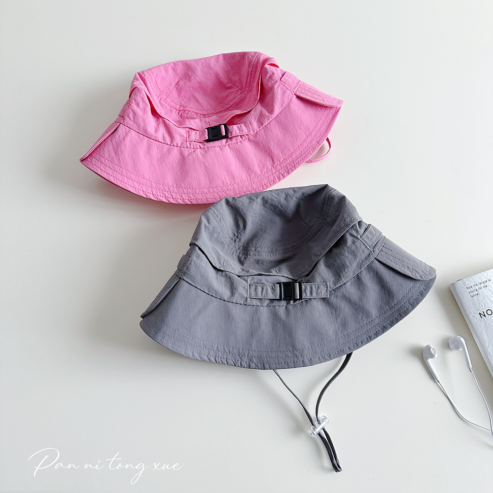 バケットハット キッズ用　シンプル刺繍入り紐付きバケットハット