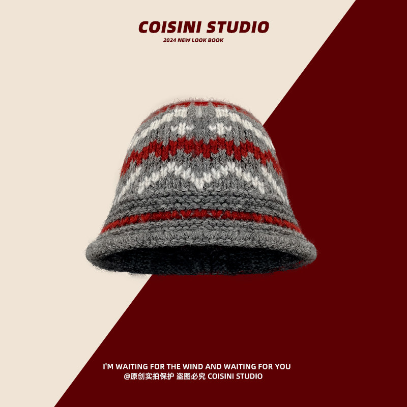 バケットハット 北欧風幾何学模様の手編みバケットハット