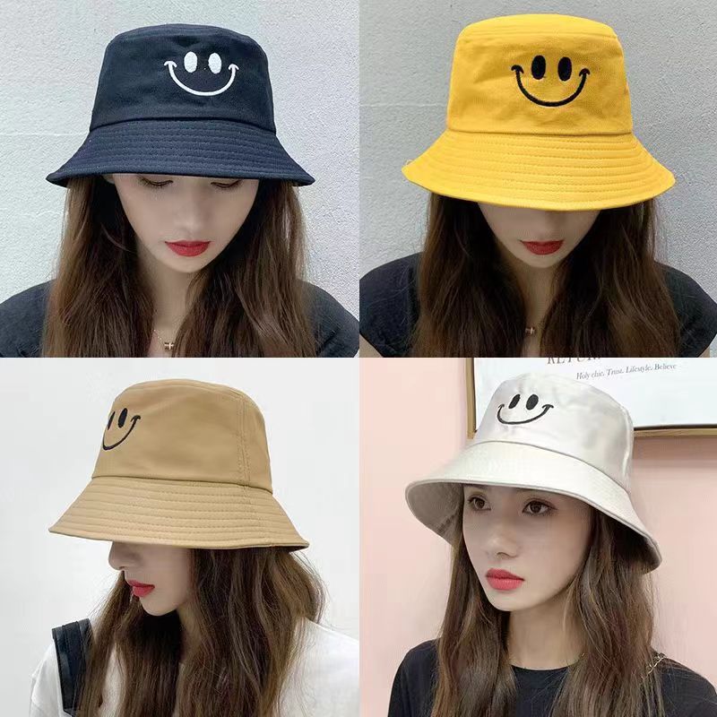 バケットハット ニコニコ刺繍リバーシブルバケットハット