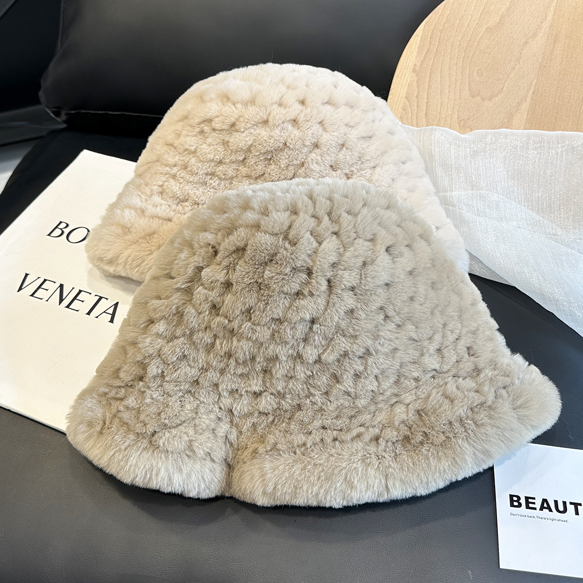 バケットハット ボリューム ラビットファー　贅沢バケットハット