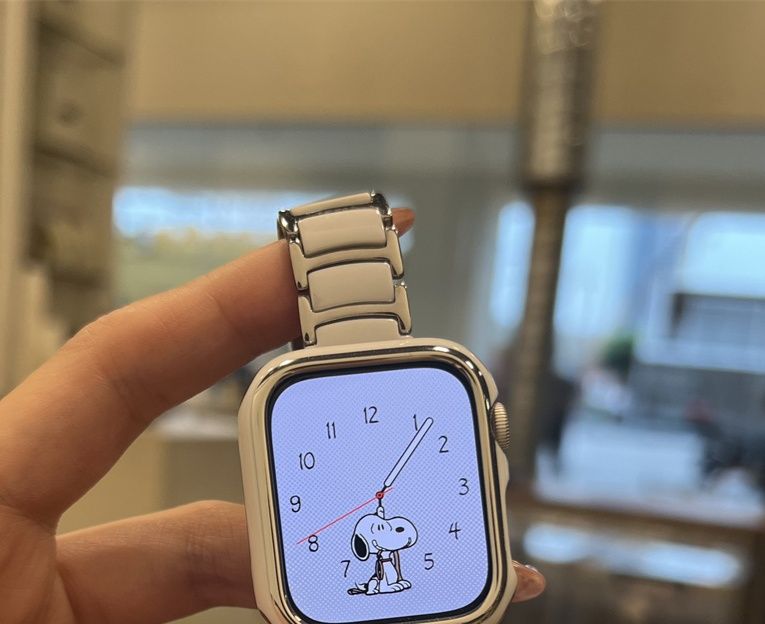 アップルウォッチバンド 高級セラミック 二色装飾ベルト