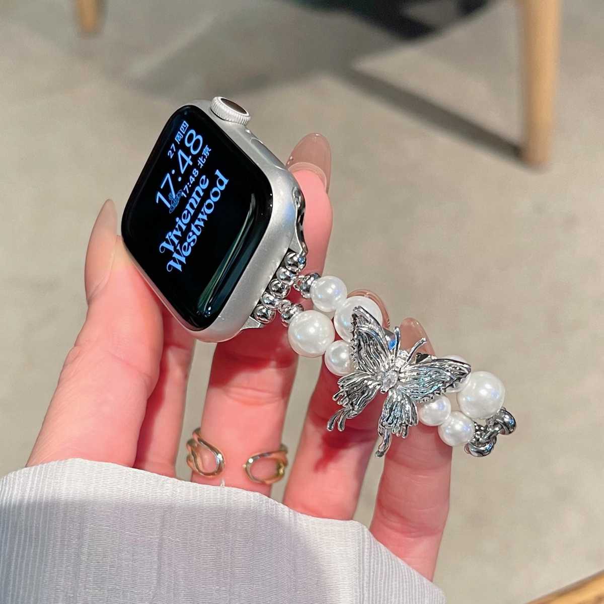 アップルウォッチバンド 蝶々と真珠風のチャームベルト