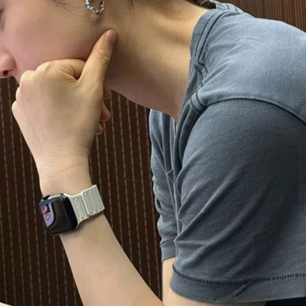 アップルウォッチバンド 磁力接続ステンレスバンド