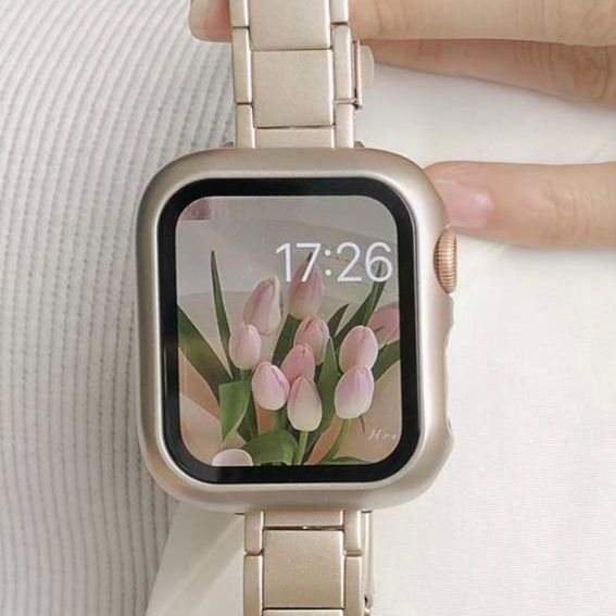 アップルウォッチバンド 高級感溢れる三連ステンレスリンクバンド