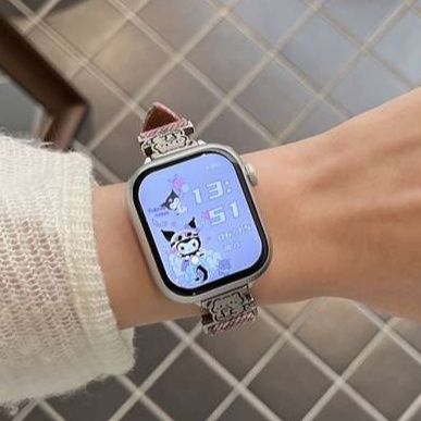 アップルウォッチバンド レトロ装飾金具付きレザー調バンド