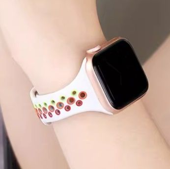アップルウォッチバンド 通気性抜群の穴あきスポーツバンド