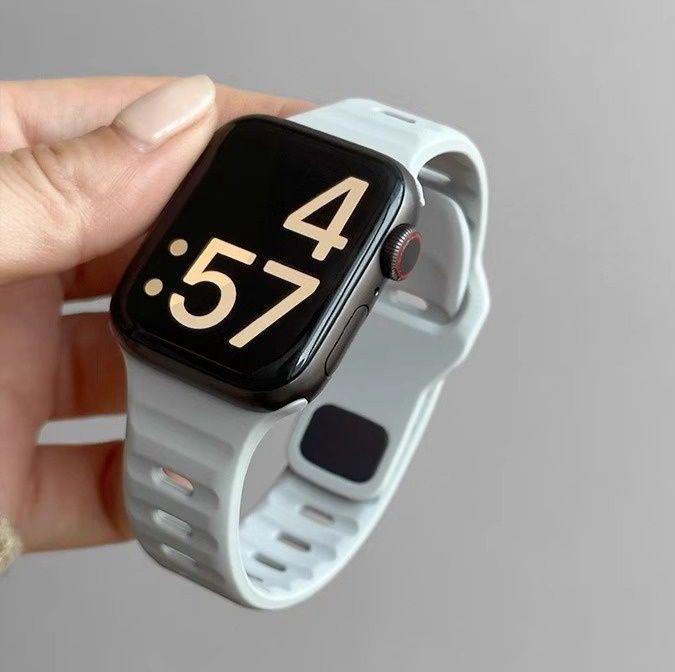 アップルウォッチバンド 通気性抜群シリコン製スポーツバンド