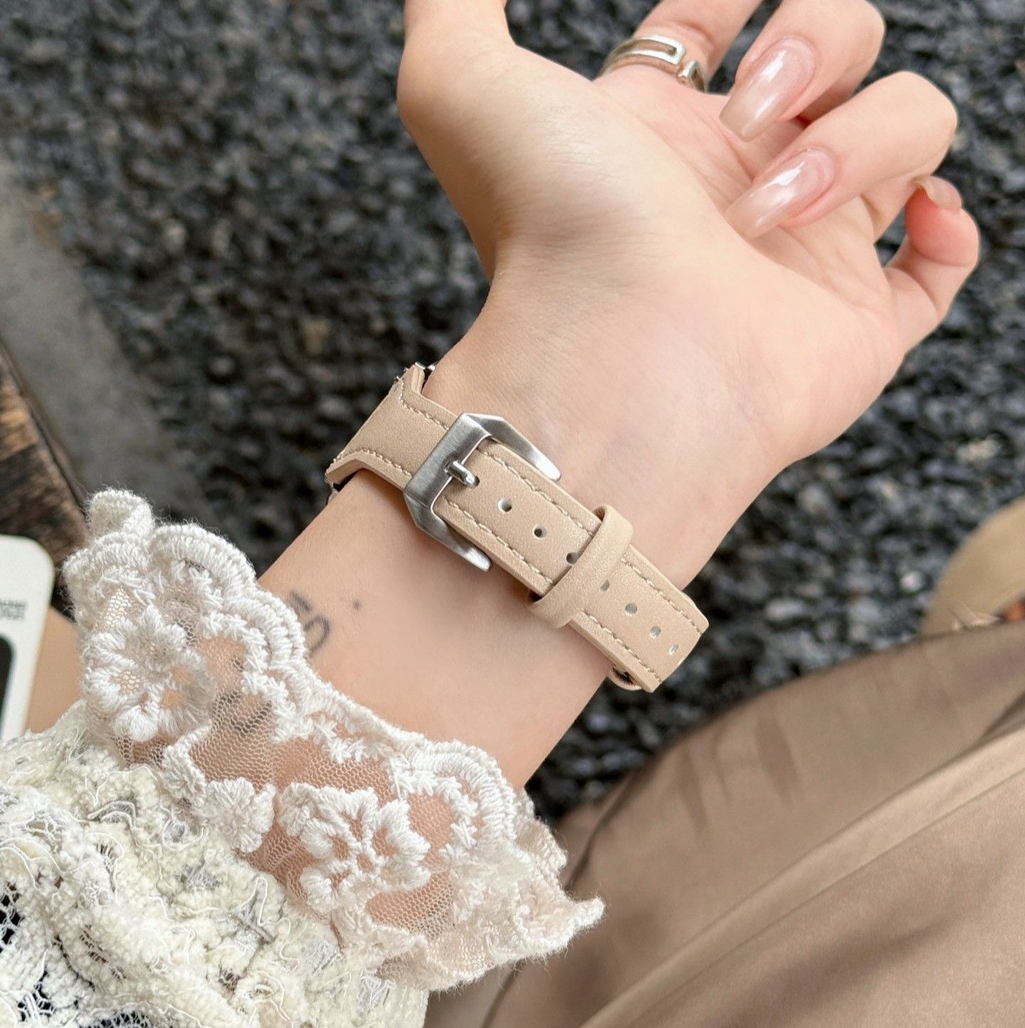 アップルウォッチバンド 本革 小蛮腰デザイン レザー