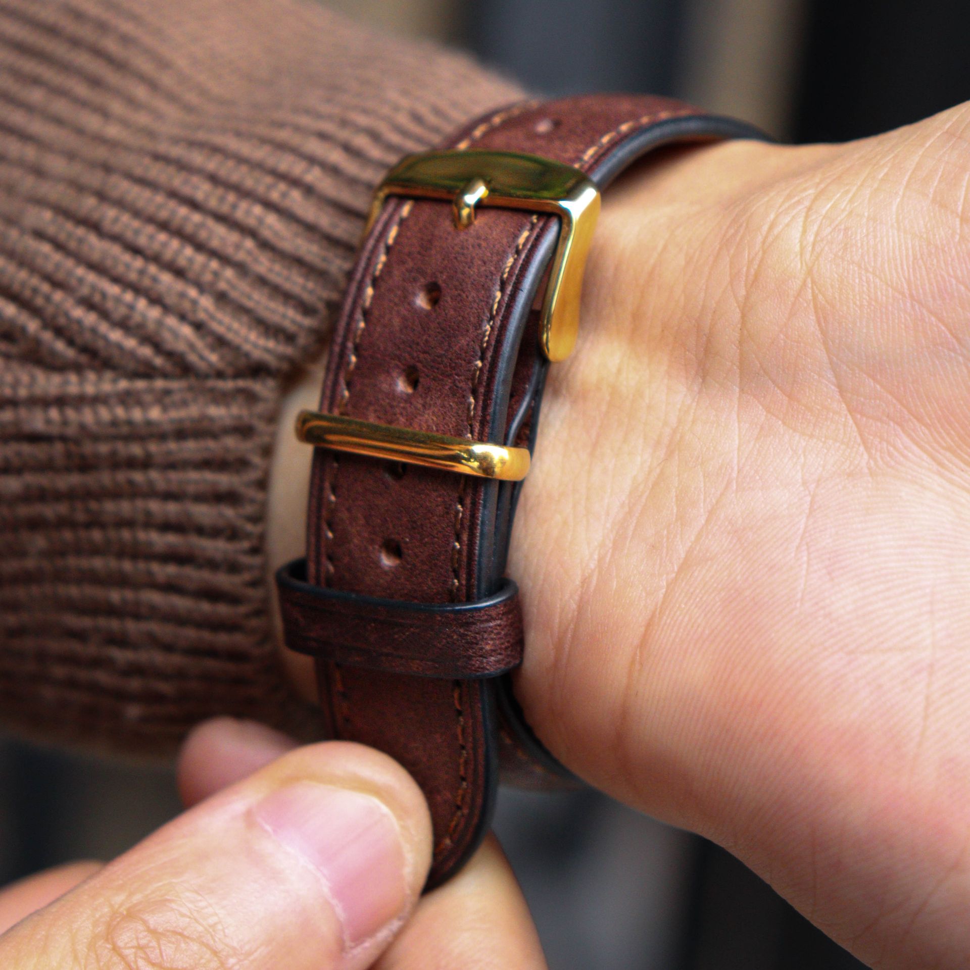 アップルウォッチバンドレザー 職人仕立て上質革バンド