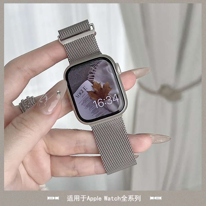 手元がグッと華やぐ！applewatchシルバーベルト5選