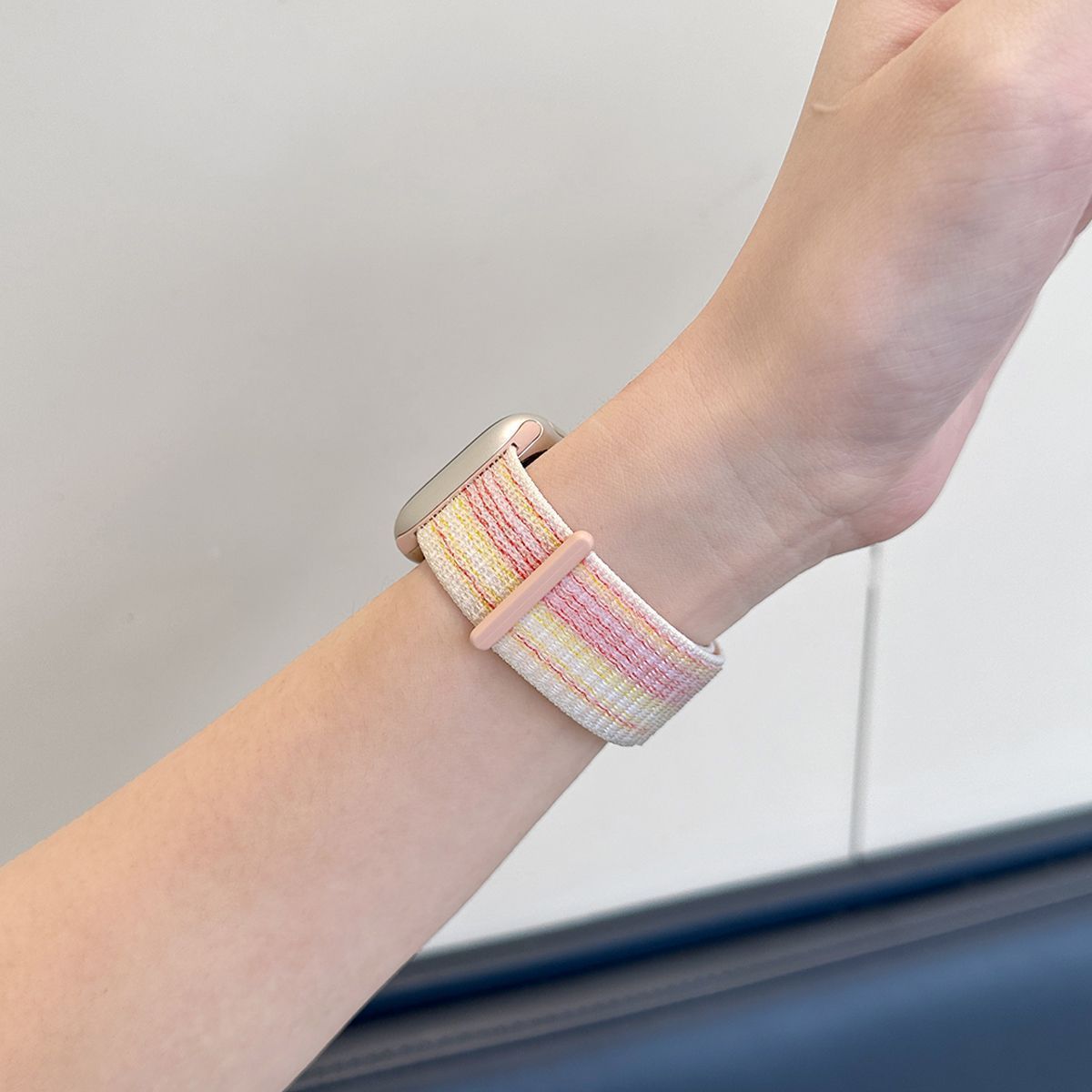 アップルウォッチバンド 編み込みデザインソフトファブリックソロループバンド