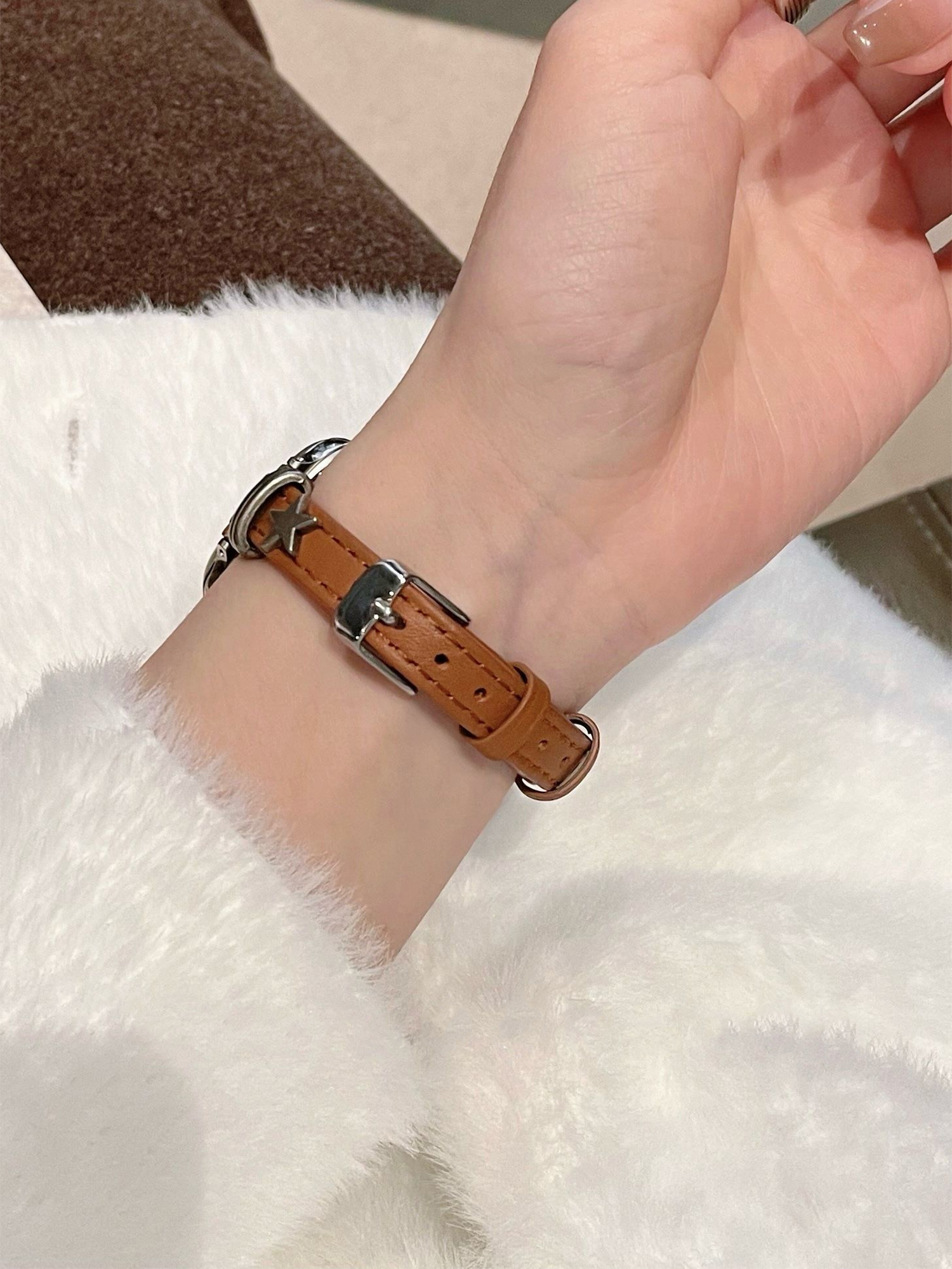 アップルウォッチバンド 星飾り細身本革バンド