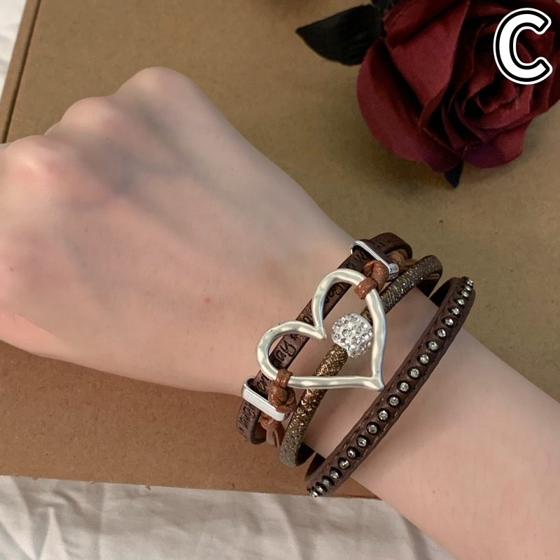 ハート装飾レザーバングル女性用多重層デザイン腕輪