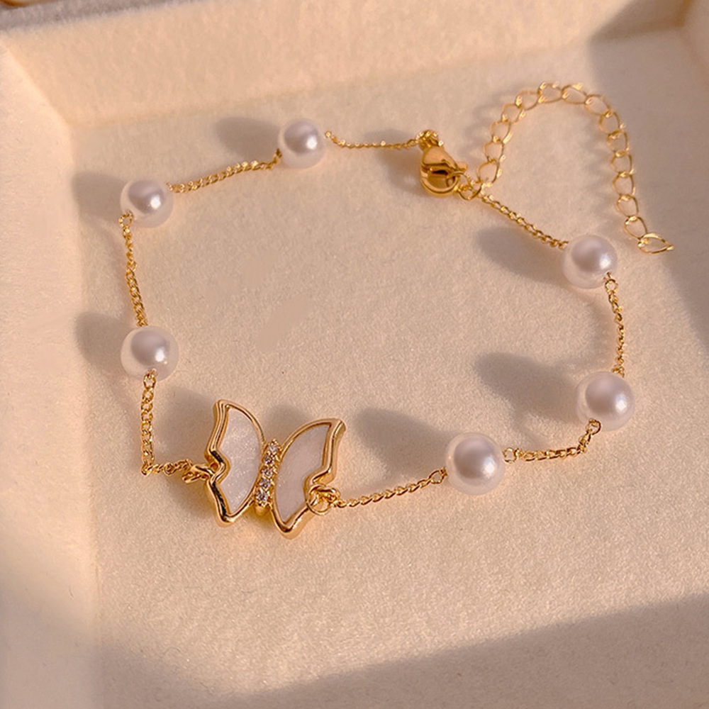 蝶々模様パール付きゴールドバングル