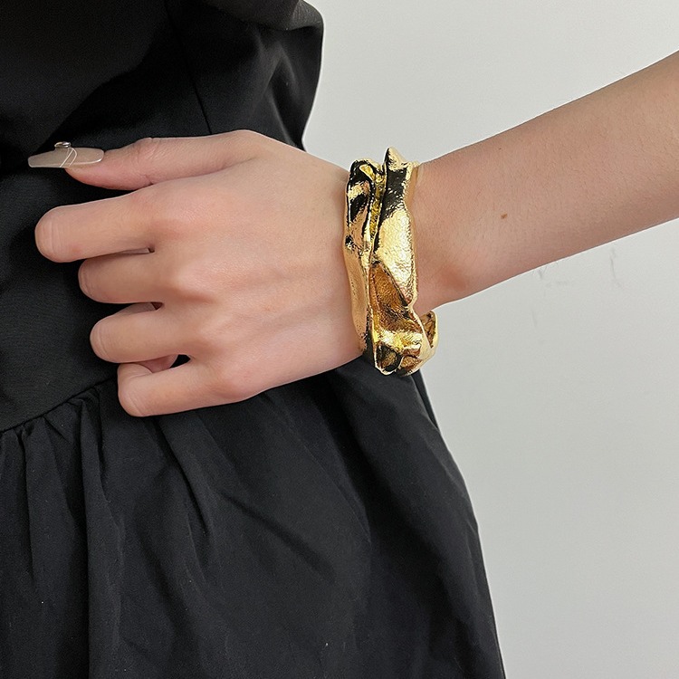 不規則デザイン個性的バングル上品な腕飾り調節可能 ゴールド