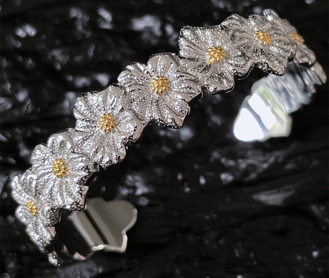 花模様バングル調節可能上品シルバー腕飾り