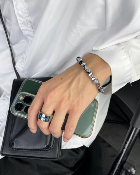 https://fulmo-img-server.com/bangledot/050cb186-e130-4dbd-92d6-d51b2fc21172.jpg
