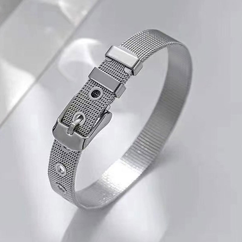 https://fulmo-img-server.com/bangledot/0b5a6b7c-f780-428a-92d5-e11d9e6294c1.jpg