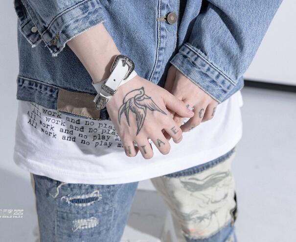 https://fulmo-img-server.com/bangledot/0cf87abb-81ea-42e9-8e6c-9fb078014a3e.jpg