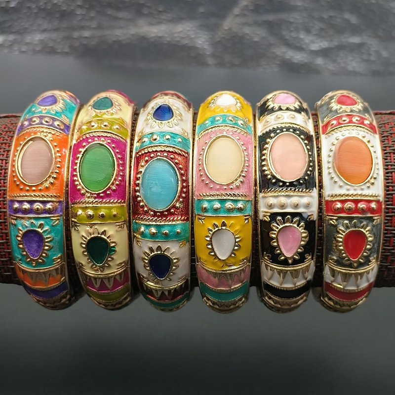 https://fulmo-img-server.com/bangledot/16bd39e1-4299-4a45-8ca2-98bc1b0e3181.jpg