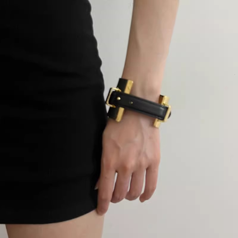https://fulmo-img-server.com/bangledot/16e8f041-de08-43bf-a04d-02792b9aa56a.jpg