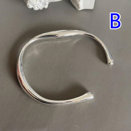 https://fulmo-img-server.com/bangledot/1cbd0991-da1d-451f-8484-24655384e1cb.jpg