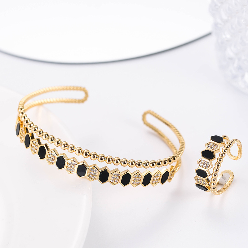 https://fulmo-img-server.com/bangledot/1ed54a50-3bec-4ea8-b156-a4948fb12019.jpg