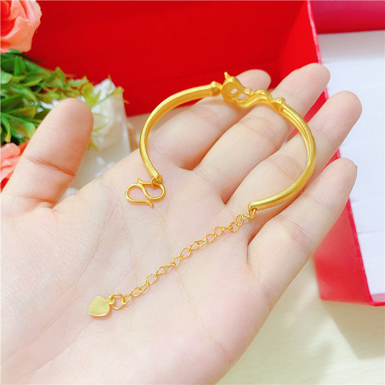 https://fulmo-img-server.com/bangledot/3012b60e-8b9e-424d-82f7-9bff9c6934f9.jpg