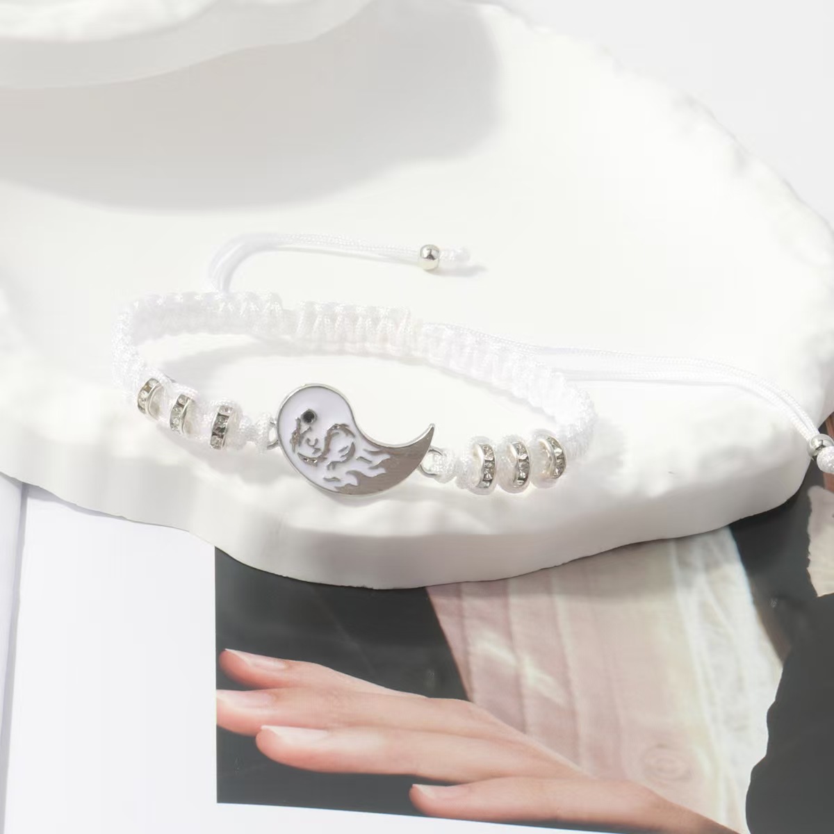 https://fulmo-img-server.com/bangledot/3436fe94-89bd-4da3-bd0a-ebc3808b5148.jpg