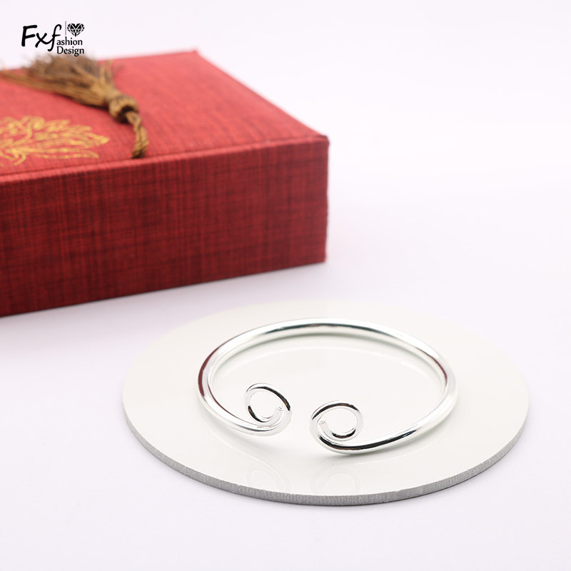 https://fulmo-img-server.com/bangledot/358dbe9c-f726-456c-bb84-1f82c28bacee.jpg