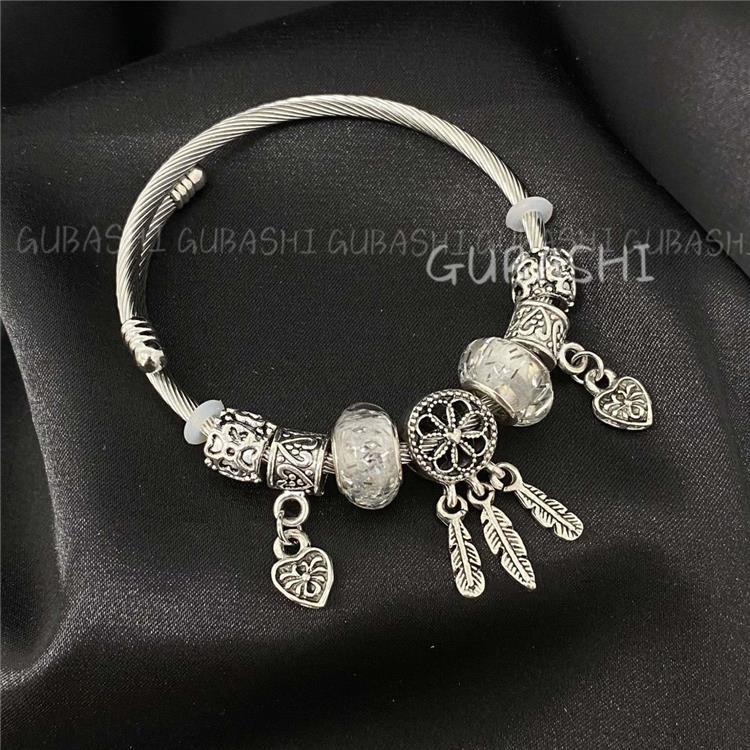 https://fulmo-img-server.com/bangledot/3cfbcb60-9d65-4dc8-a2a1-c561130708ac.jpg