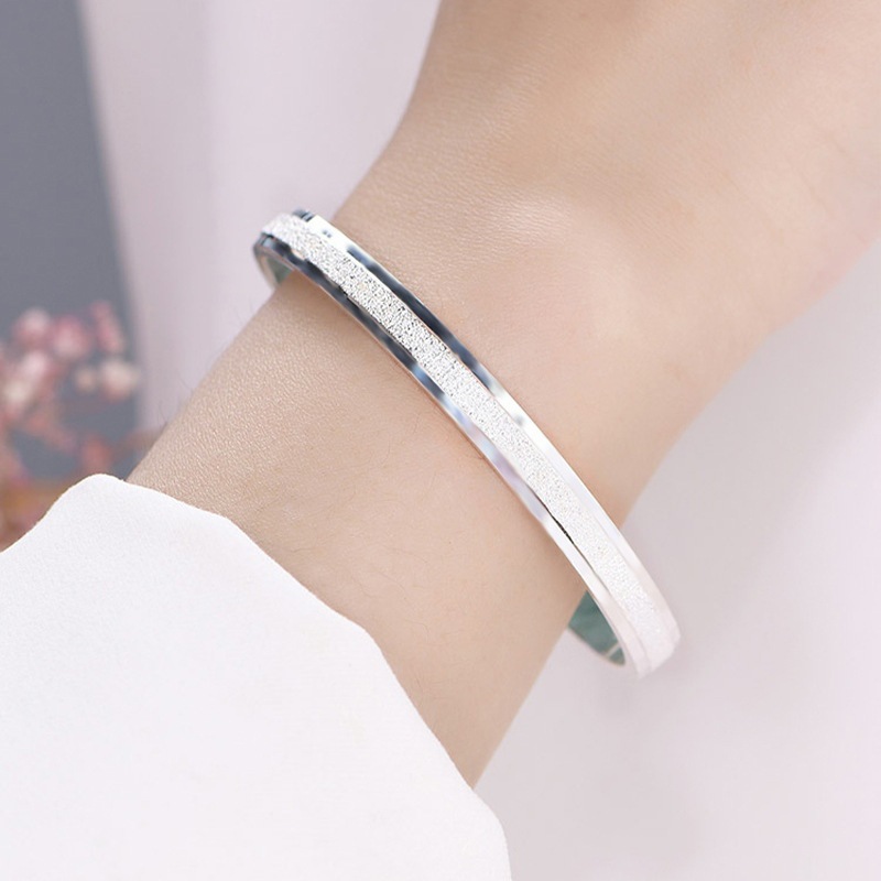 https://fulmo-img-server.com/bangledot/531beb44-e65a-4af0-8aca-85af99ebacde.jpg