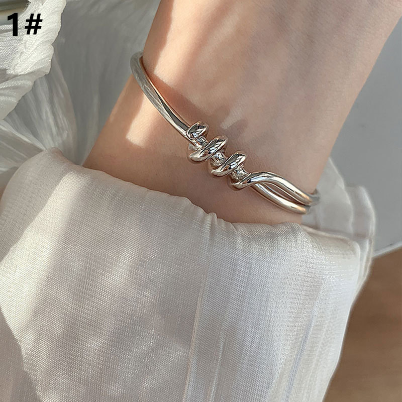 https://fulmo-img-server.com/bangledot/5ed663cc-ab68-49d3-aa94-b284c8ce65bf.jpg