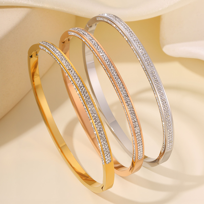 https://fulmo-img-server.com/bangledot/62da8457-9ccb-452f-bf62-be9ce00c9d4d.jpg