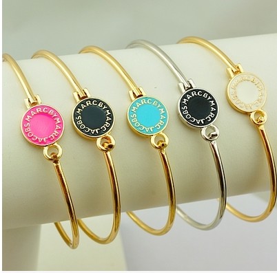https://fulmo-img-server.com/bangledot/6ca7bfcd-cfe7-4d01-aeca-f92b60d15b87.jpg
